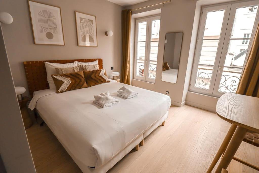 12.new Renovated Studio#invalides#effeil Tower# * Parijs
